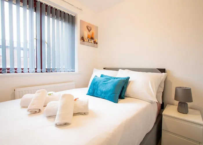 Suite 1 - Sleek Room In The Heart Of Sheffield photo